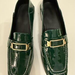 Elegant Green Loafers with Gold Buckle size 9 women’s